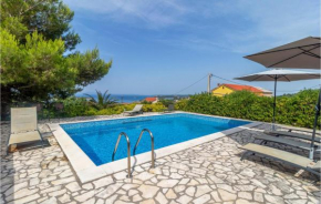 Lovely Apartment In Rab With House Sea View